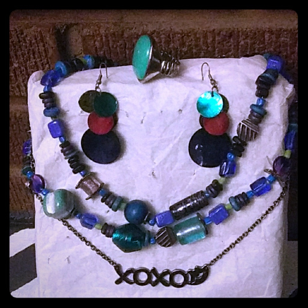 Hugs and Kisses 4 piece Jewelry Set